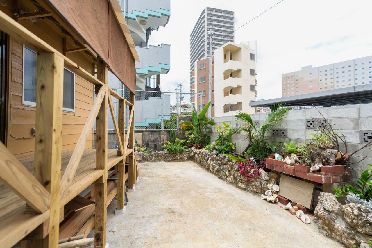 沖縄古民家お宿ななつぼし Okinawa Traditional House Nanatsuboshi Naha Bagian luar foto